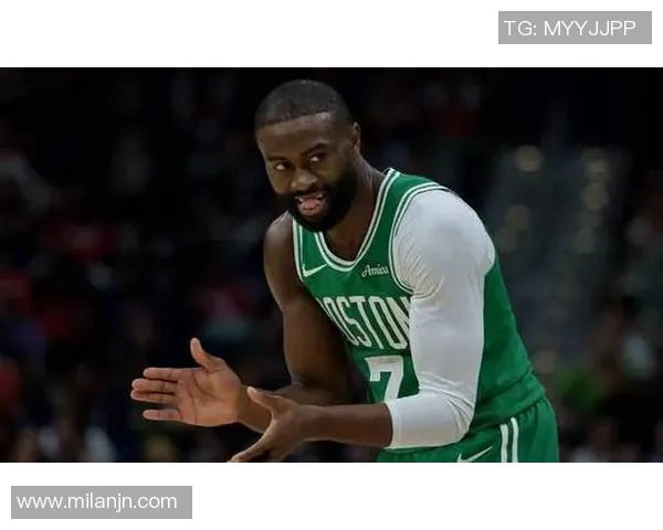 凯尔特人半场领先活塞杰伦布朗表现出色康宁汉姆努力追分 凯尔特人半场领先活塞杰伦布朗表现出色康宁汉姆努力追分