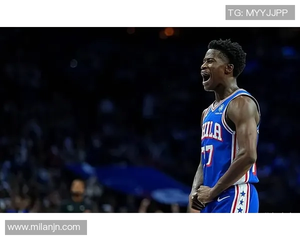 76人新秀埃奇库姆补篮绝杀勇士马克西钉板拒绝反击成功